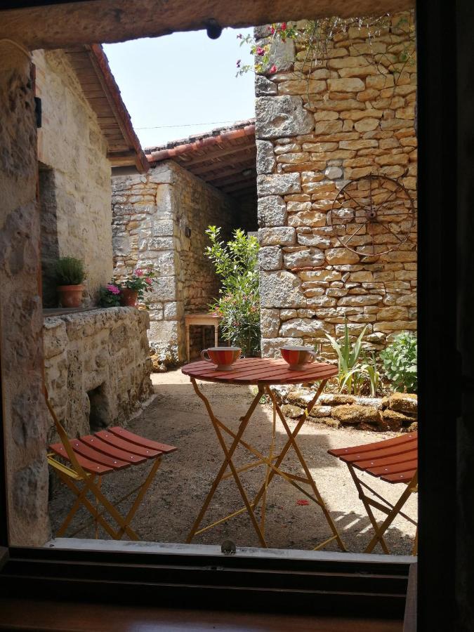 Traditional Stone Cottage Condac Εξωτερικό φωτογραφία
