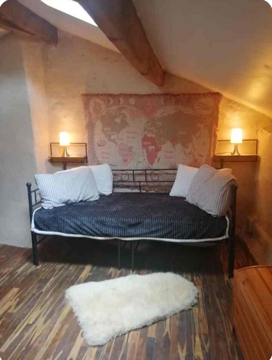 Traditional Stone Cottage Condac Εξωτερικό φωτογραφία